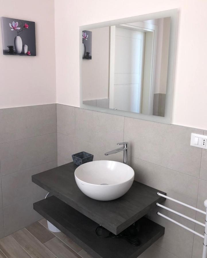 Triquetra Hotel Ферара Екстериор снимка