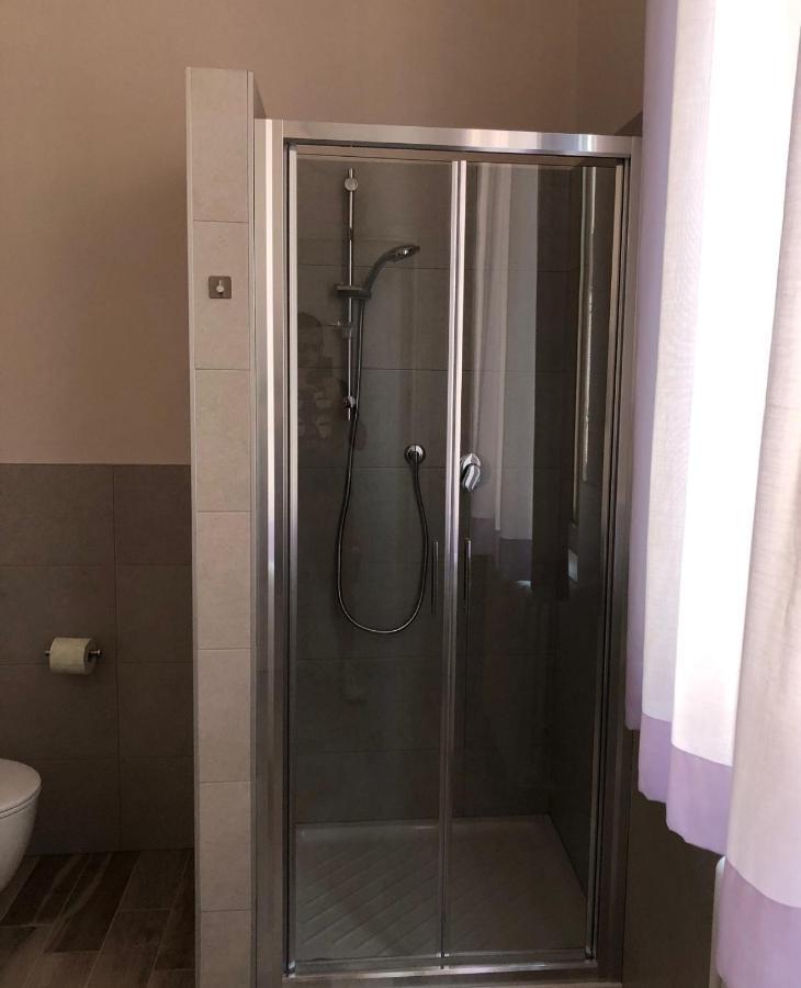 Triquetra Hotel Ферара Екстериор снимка