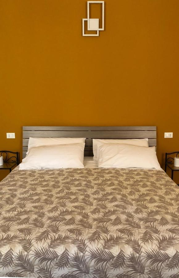 Triquetra Hotel Ферара Екстериор снимка